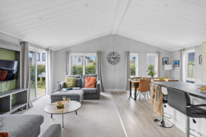 Clover Lodge, 32 Roadford Lake Lodges, Lifton